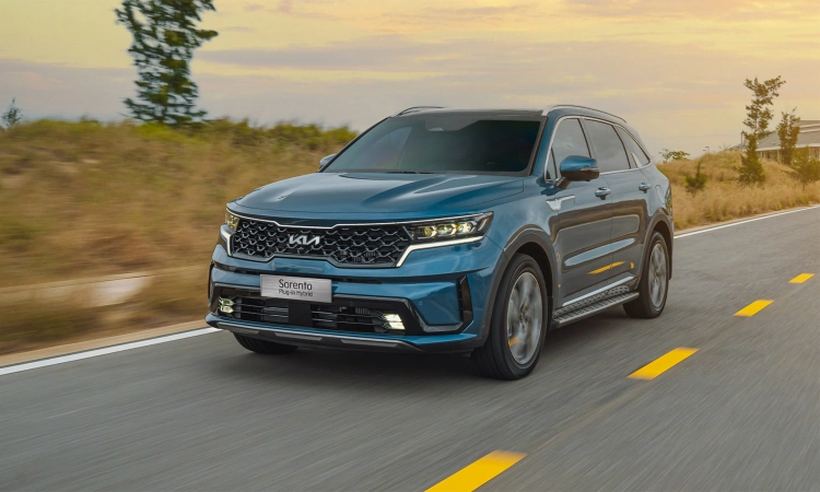 Da Nang visa run service vehicle