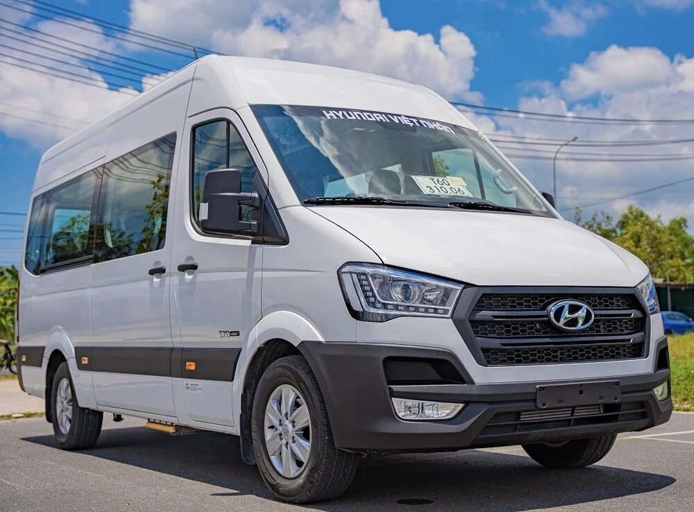 private transfer visa run Vietnam